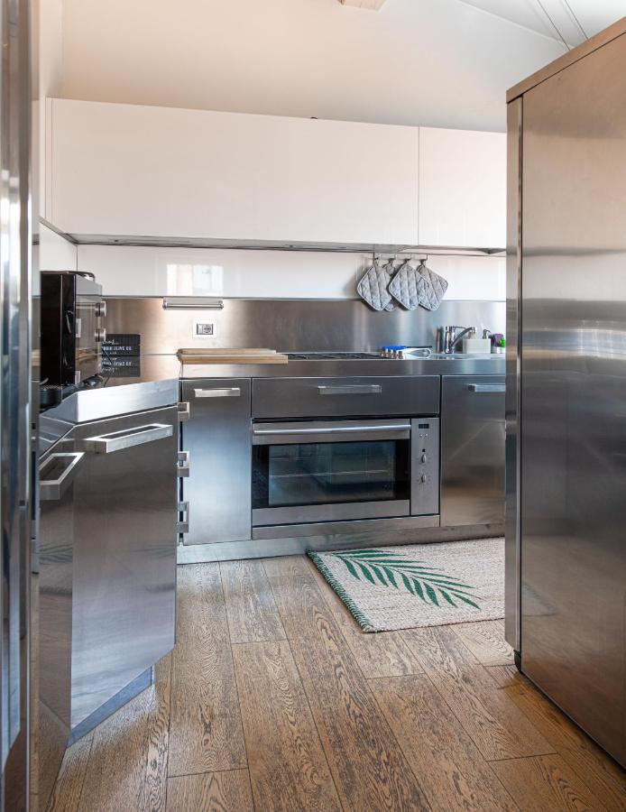 Stunning Top Floor Flat In The Heart Of Verona Esterno foto
